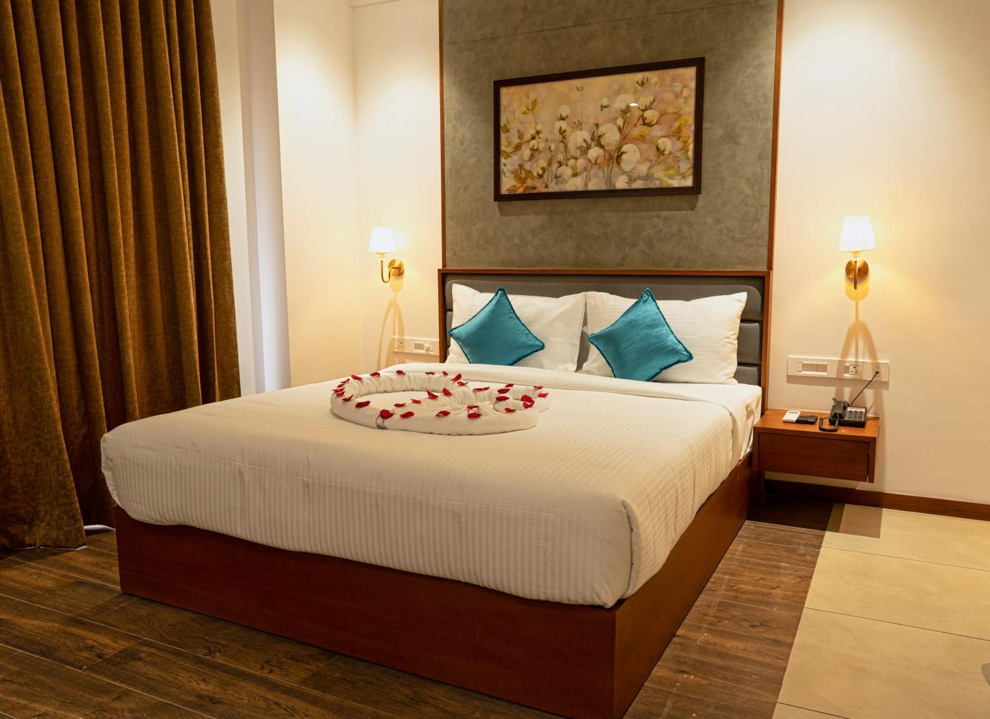 Gokulam Park Guruvayur Hotel Ngoại thất bức ảnh